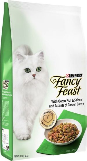 Gourmet Filet Oceanfish Salmon And Accents Of Garden Greens Dry Cat Food Cat